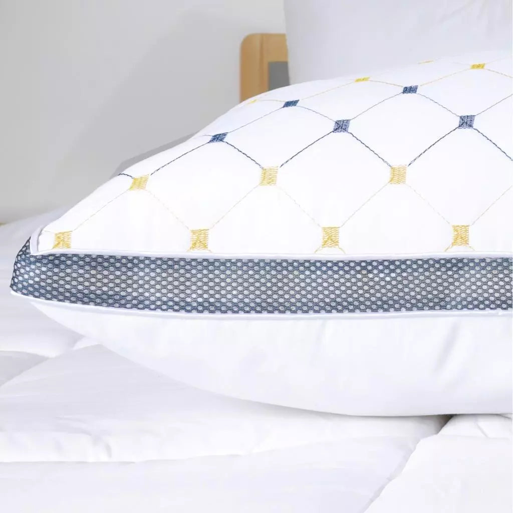 2x Ultra Plush Soft Pillows | 70x40cm Washable Hypoallergenic Bedding Bedroom Pillows | Cosy Bedroom Decor
