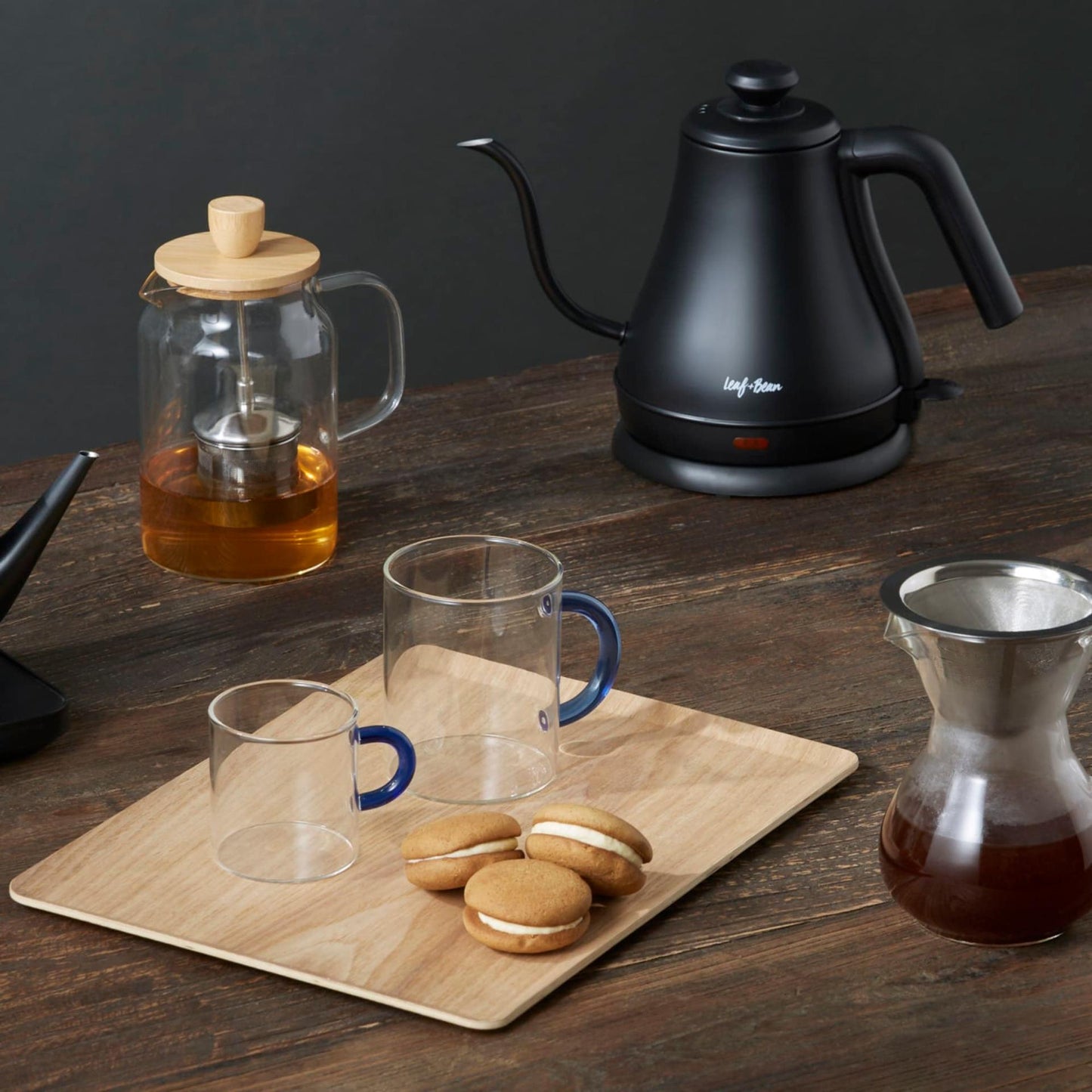 Leaf & Bean Electric Gooseneck Kettle | Electric Retro Vintage Water Jug | 1000W Cordless Kettle