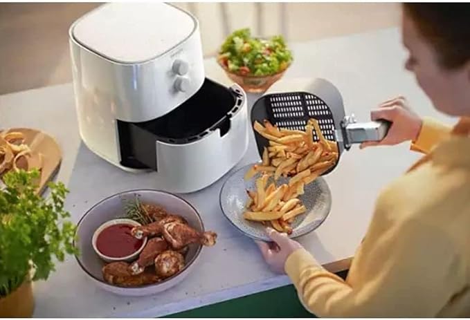 Philips Essential Air Fryer | 4.1 L Pan, Deep Fryer without Oil, Rapid Air Technology | HomeID Recipe App, Time & Temp Control, White