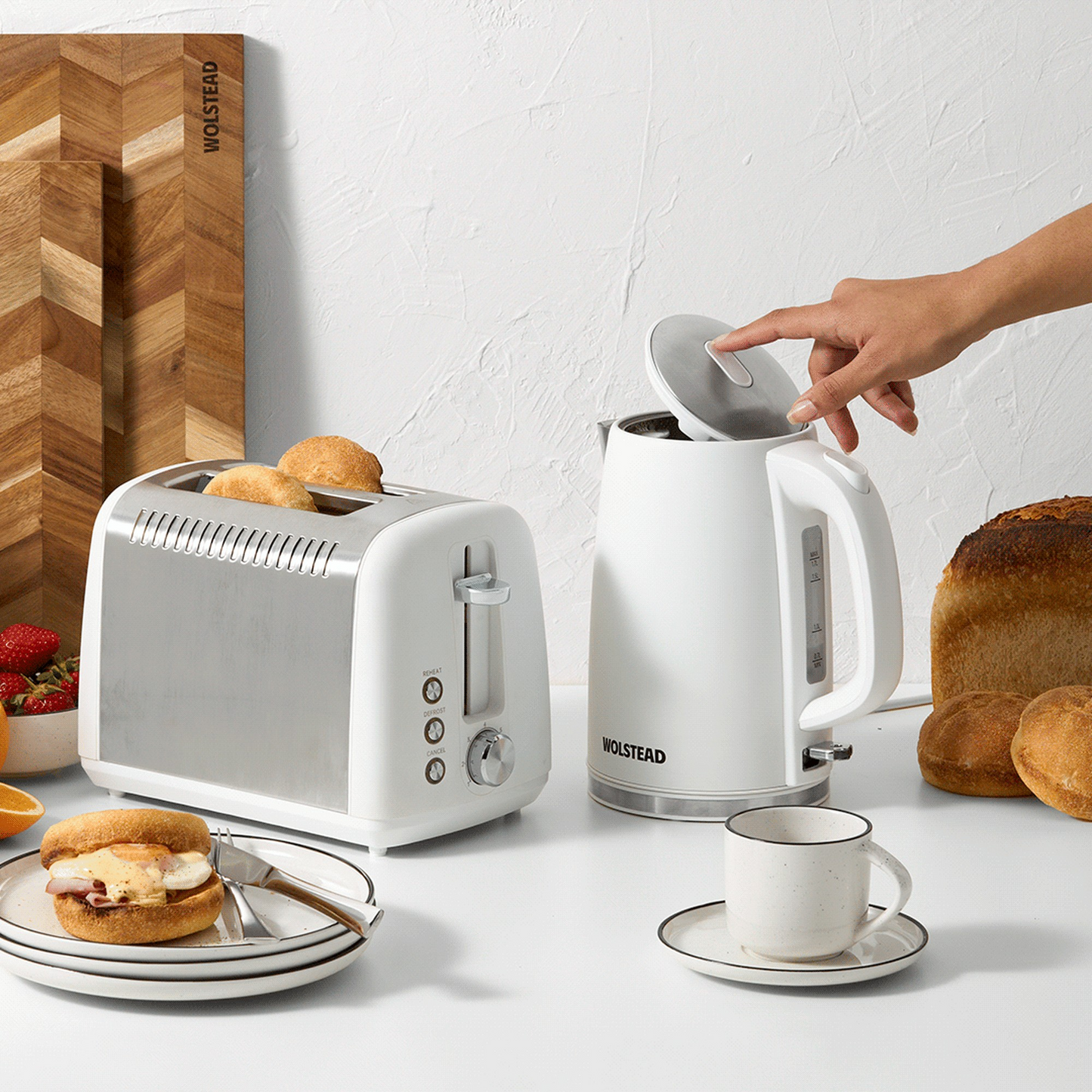 Wolstead Instant Electric Kettle and Toaster Pack | White | 1.7L Kettle and 1 x Toaster | Quick Boil |