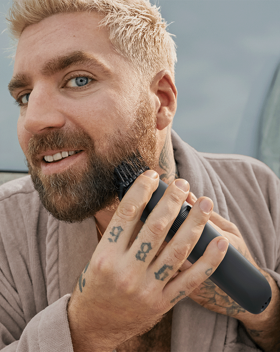 Philips Series 3000 Waterproof Beard Trimmer | BeardSense Tech | 40 Length Settings & 360° Grip