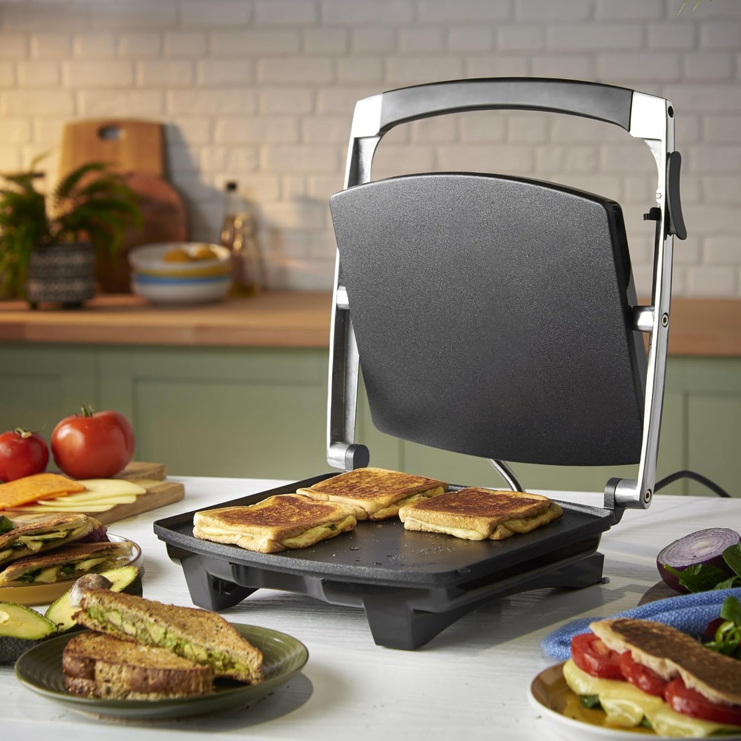 Russell Hobbs 4 Sandwich Press | Stainless Steel Bagel Muffin Toastie Jaffle Maker