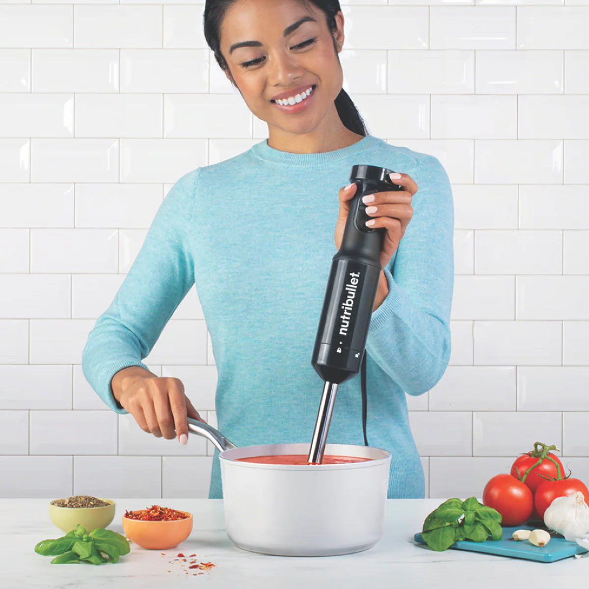 NUTRIBULLET 800W Stick Blender Mixer 600ml Chopping Bowl Mixing Shredding Puree