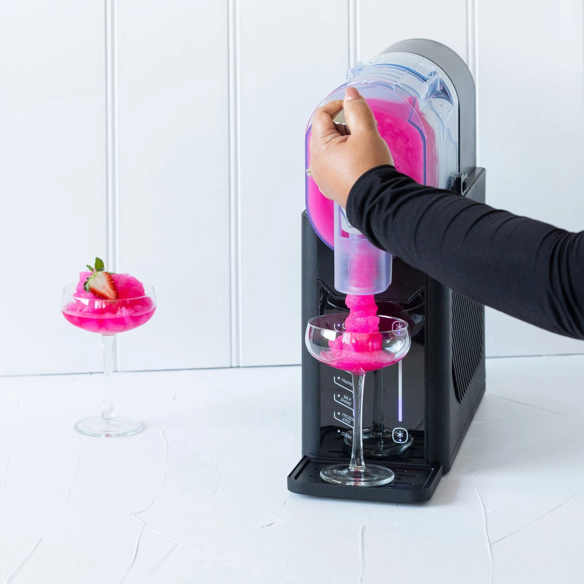 200W Slushie Maker Electric 2L Milkshake Shake Cocktail Mocktail Maker Frozen Drink Beverage Machine