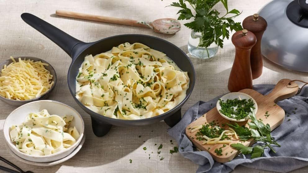 Sunbeam DiamondForce Skillet Electric Non-Stick Frypan Frying Pan with Dome Lid | Portable Cooking Frypan