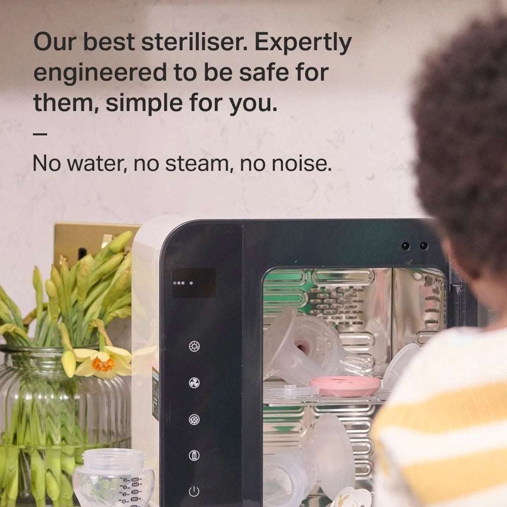 Tommee Tippee Baby Newborn Bottle Steriliser and Dryer UV Light Steriliser, Fast Sterilisation, 6 Bottle Capacity