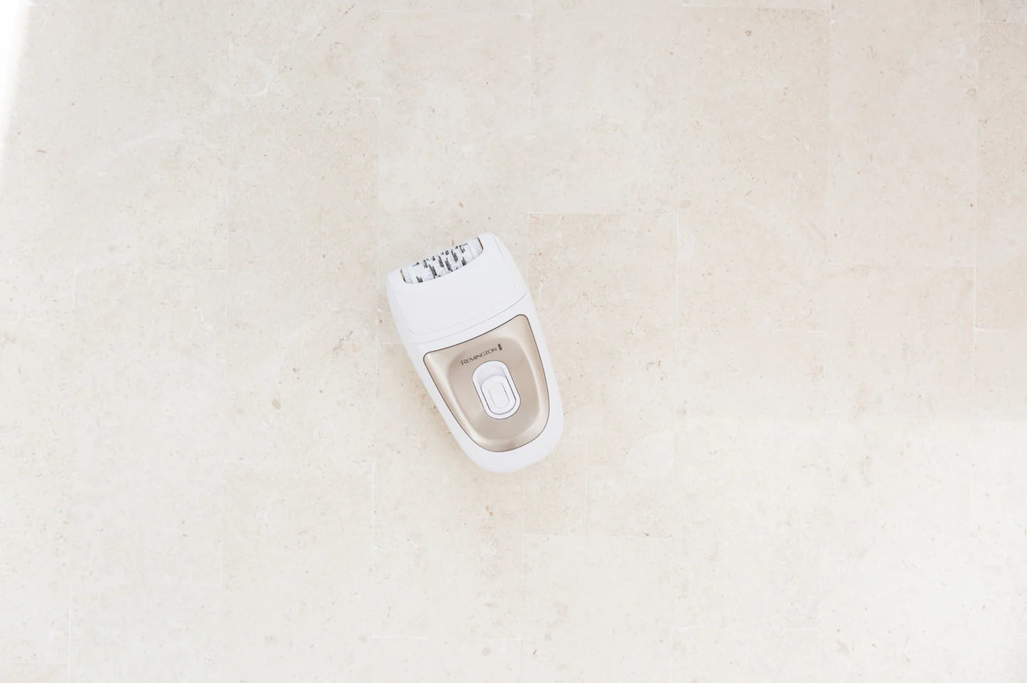 Remington Women's Smooth Epilator | Handheld Electric Tweezer Legs Arms Bikini Epilation | Ladies Hair Removal