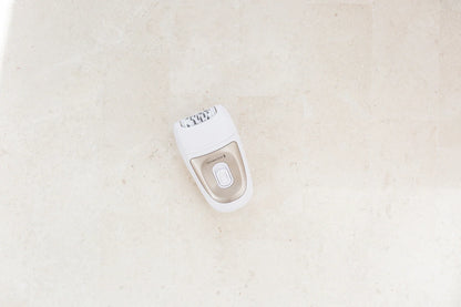 Remington Women's Smooth Epilator | Handheld Electric Tweezer Legs Arms Bikini Epilation | Ladies Hair Removal