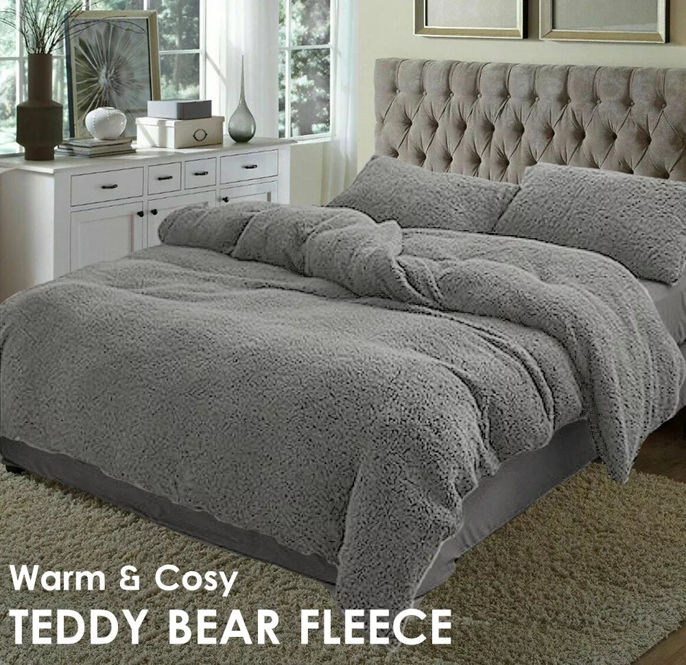 Queen Sized Teddy Bear Fleece Quilt Cover with 2 Pillowcases - Winter Cosy Bedroom Warmer Bedding