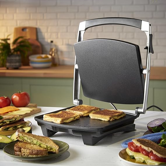 Russell Hobbs | 4-Slice Sandwich Press | Non-Stick Electric | Jaffle Toastie | Fast Heat | Non-Stick
