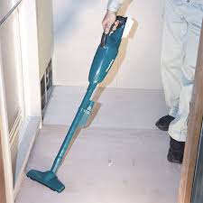 Makita 18v Cordless Vacuum Cleaner Handheld Workshop Garage Vac