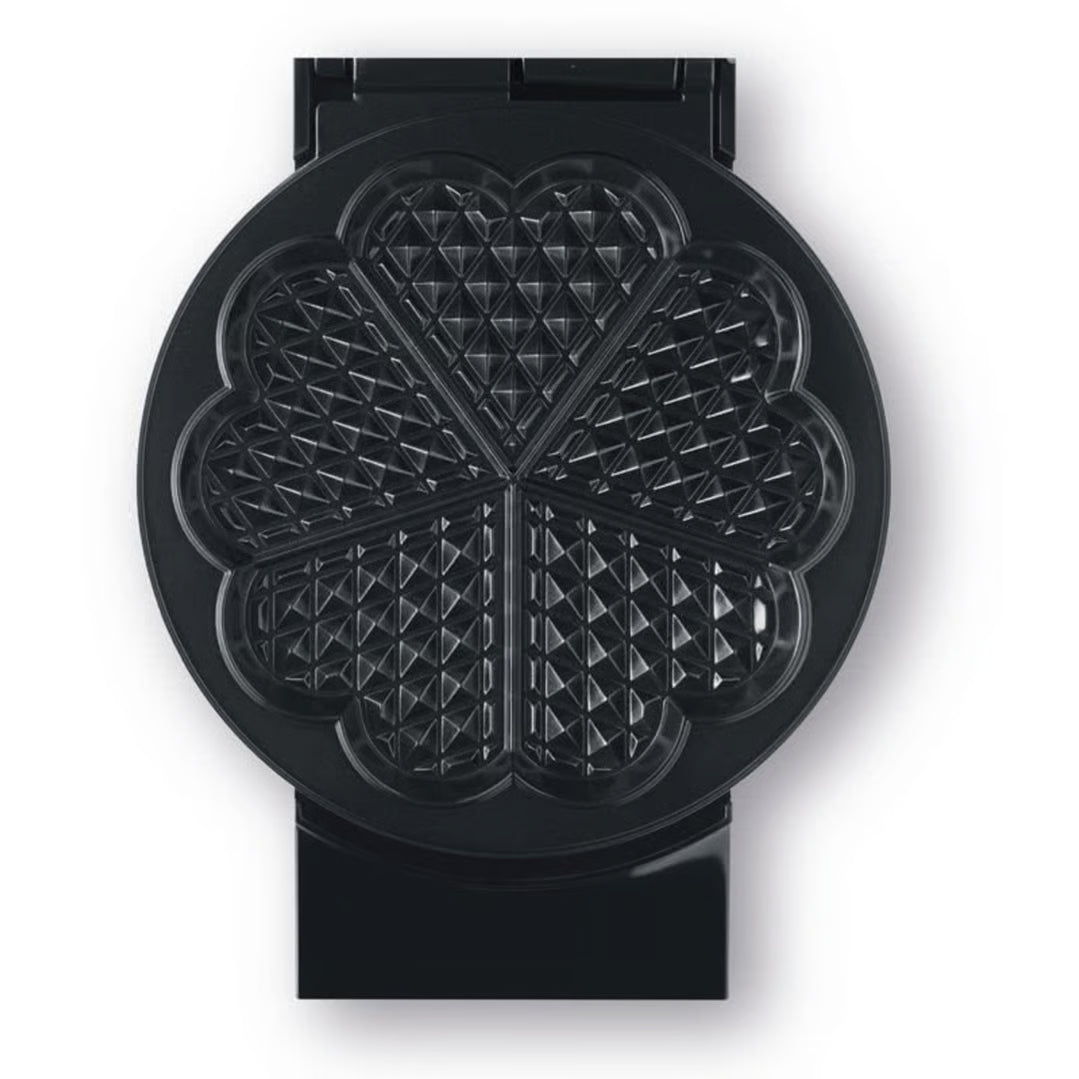 Breville Waffle Maker | Stainless Steel Heart-Shaped Scandi Waffle Machine | Breakfast Cooker Crisp Control Light Fluffy