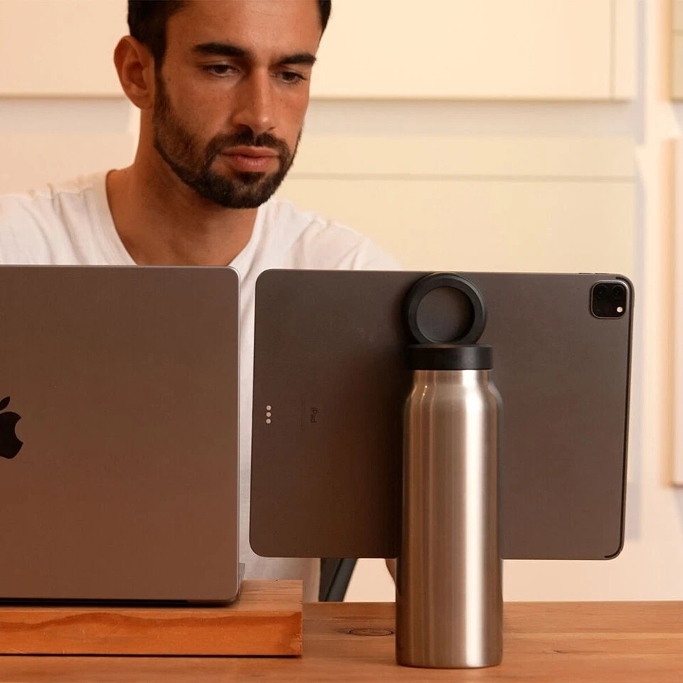 Ringo 950ml Insulated Water Bottle | MagSafe Phone Mount | Stainless Steel Water Bottle