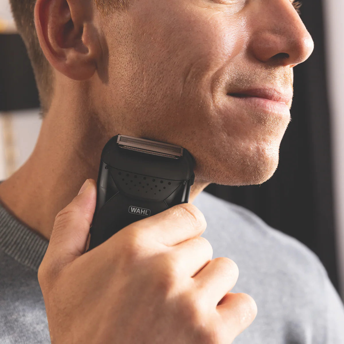 Wahl Cordless Shaver | Waterproof Wet Dry Beard Clipper Razor Pop-Up Trimmer