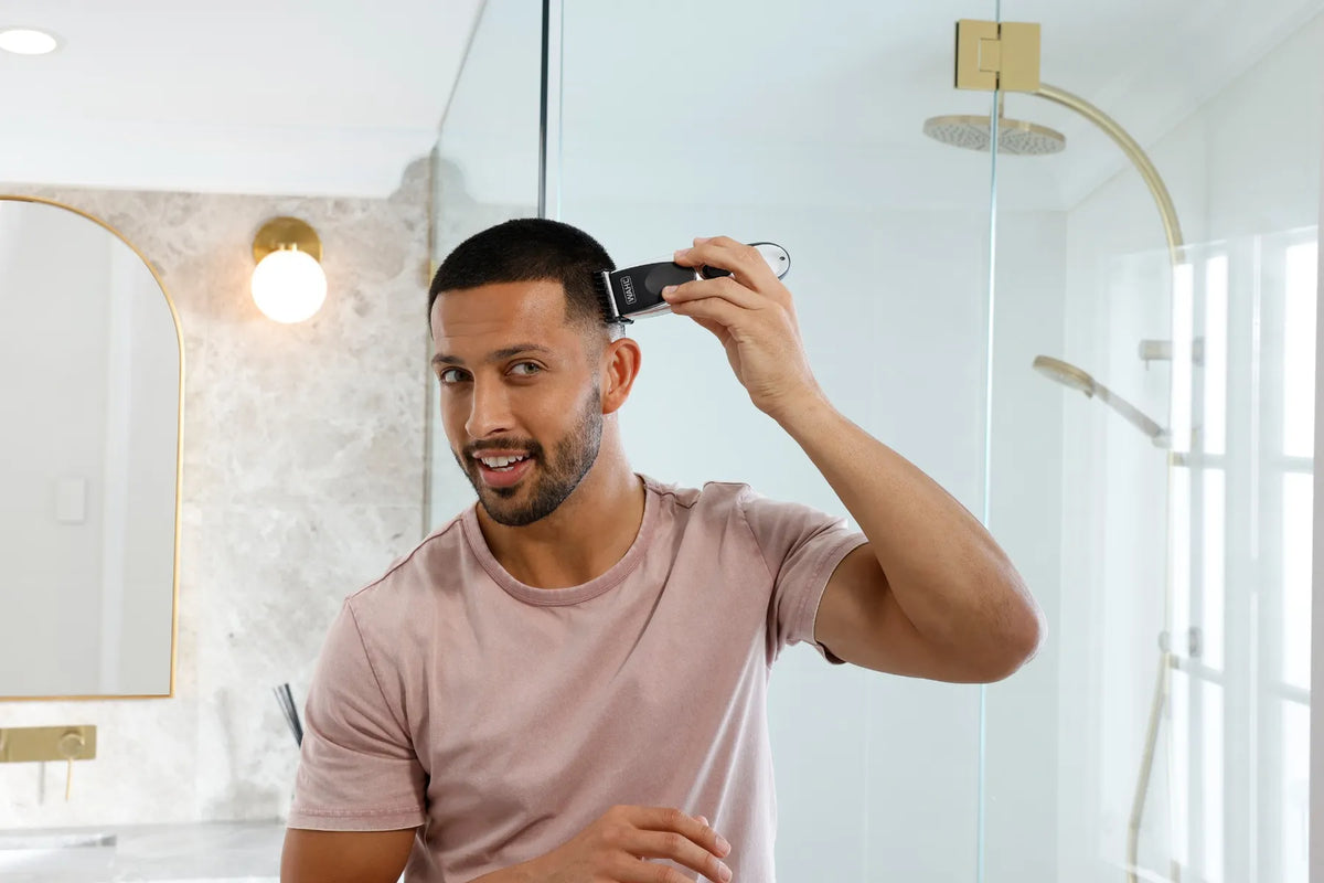 Wahl Cordless Men's Easy Clipper Rechargeable Hair Cutting Beard Trimmer Precision Cutting w/ 6 Guide Combs