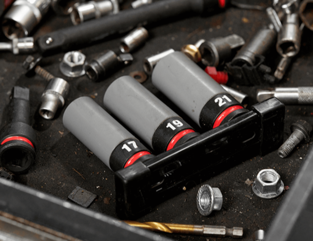 Milwaukee Lug Nut Socket Set 1/2" | 3 Piece Set | Non-Slip Hex Geometry | Dual Hole Design