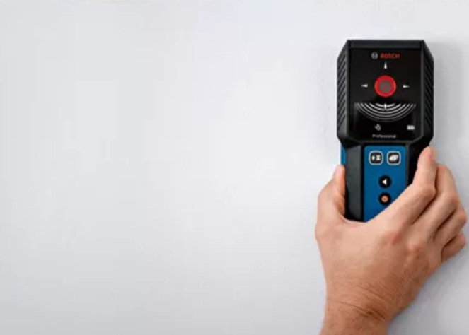 Bosch Professional Stud Detector Metal + Live Cable D-tect | Hole Marking | Dust and Splash Safe | Radar Technology