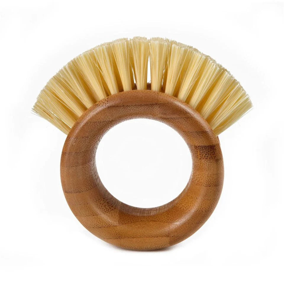 The Ring Veggie Brush by Full Circle | BPA Free | Tough Recycled Plant Fibre Bristles
