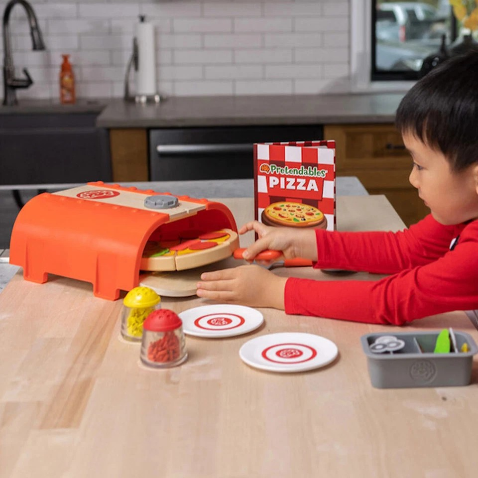 Pretendables Backyard Pizza Oven | Pretend Kitchen Kids/Childrens | Storage Box | Pizza Maker